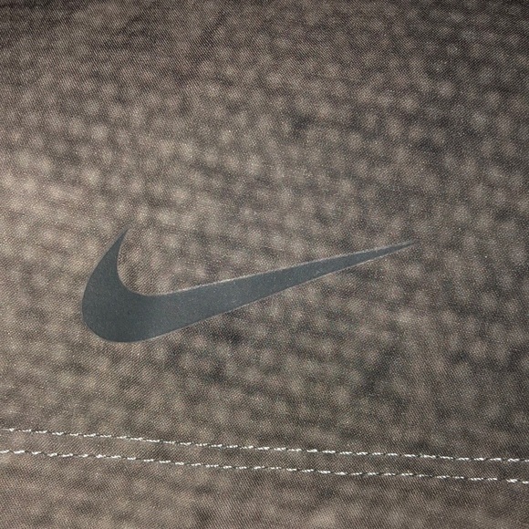 Nike Gray Skirt Cover Up Dri fit Size Med swim vacation pool running tennis - Picture 7 of 7